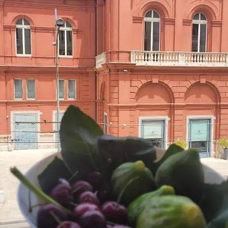 Rossopetruzzelli La Vista Piu Bella Della Citta Μπάρι