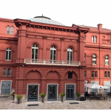 Rossopetruzzelli La Vista Piu Bella Della Citta * باري